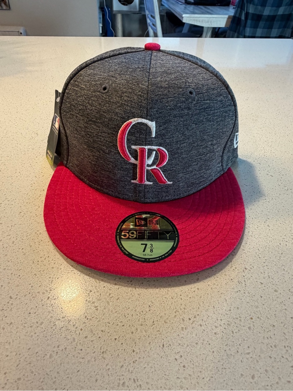 9FIFTY Gray and Red Flat-Brim Fitted Cap